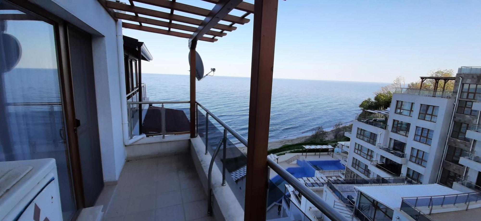 Byala Vista Loreta Apartments Exterior photo