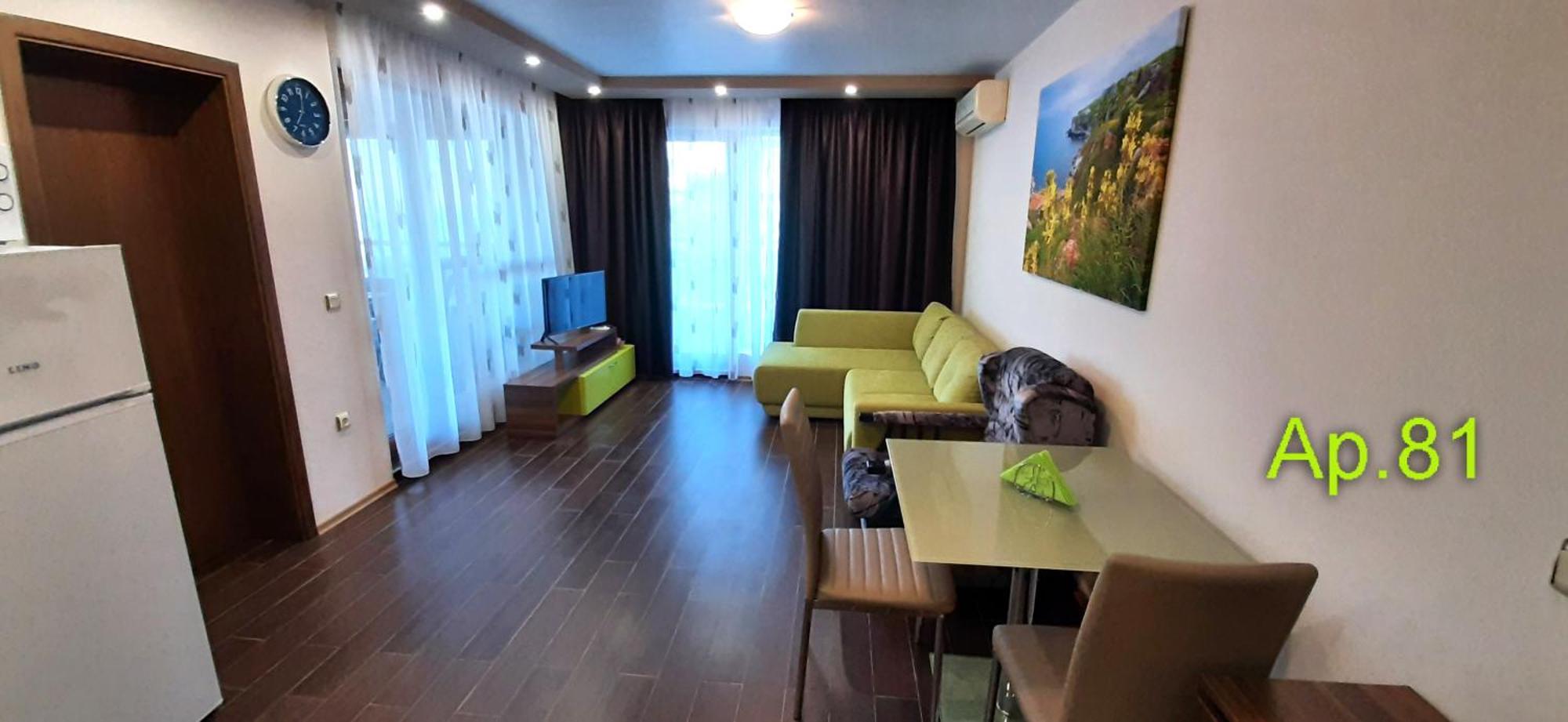 Byala Vista Loreta Apartments Exterior photo