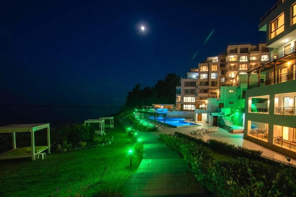 Byala Vista Loreta Apartments Exterior photo